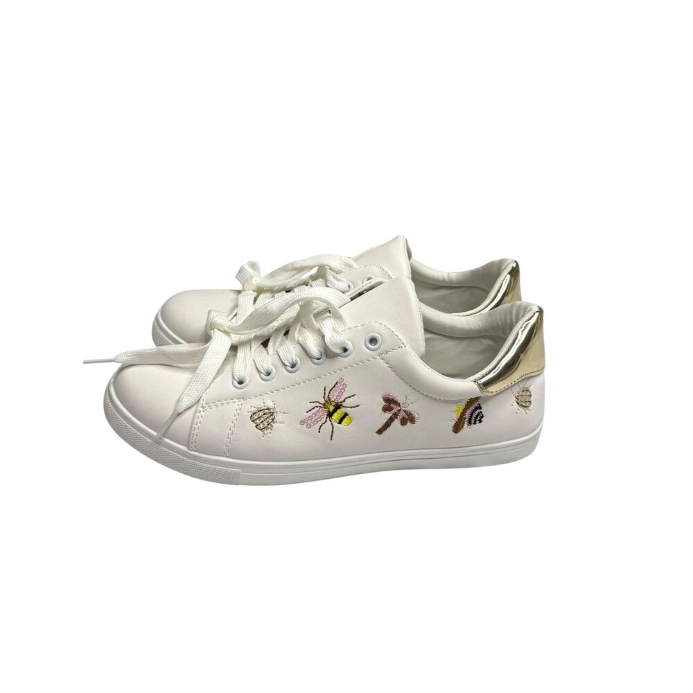 BF Betani Sneaker Shoe Bee Dragonfly Embroidered Faux Leather White Gold 10 NWOT